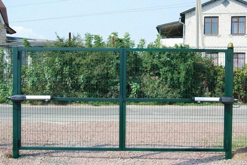Распашные ворота из 3D сетки